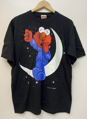 Elmo in Pajamas Sitting On The Moon Black Shirt Size XL Mint