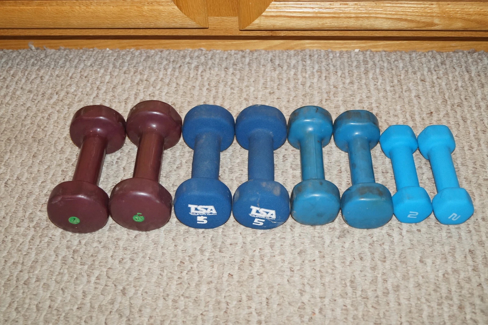 4 DUMBBELL SETS LOT 2 LB 4 LB 7 LB 5 LB NEOPRENE