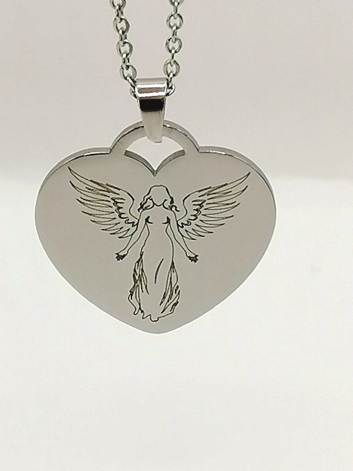 ❤️ Personalisiertes Herz Edelstahl Schutzengel mit Gravur inklusive Kette