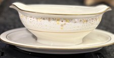 Noritake: "Fragrance" GRAVY BOAT w/ATTACHED UNDERPLATE #7025 NWOT