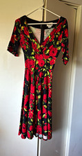 Women’s Black/Red/Green Floral V-Neck Short Sleeve Midi A-Line Ruffle S