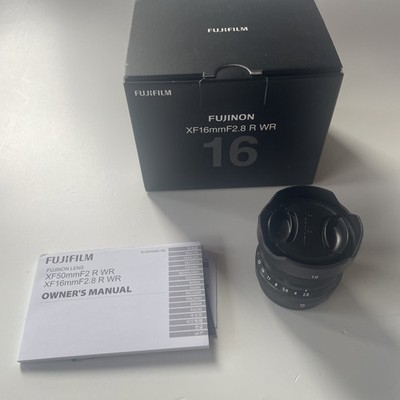 Fujifilm Fujinon XF 16mm f/2.8 WR, inkl. Gegenlichtblende