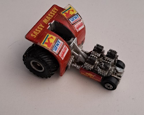 Farm Tractor Pull Sassy Massey Micro Machines Galoob Diecast Vehicle 1990 - Picture 3 of 5