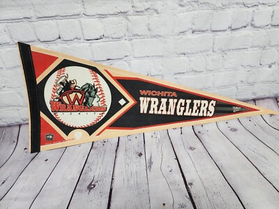 WinCraft Chicago Baseball 4x6 Feet Large Flag - Officially Licensed, 100% Polyester With Metal Grommets