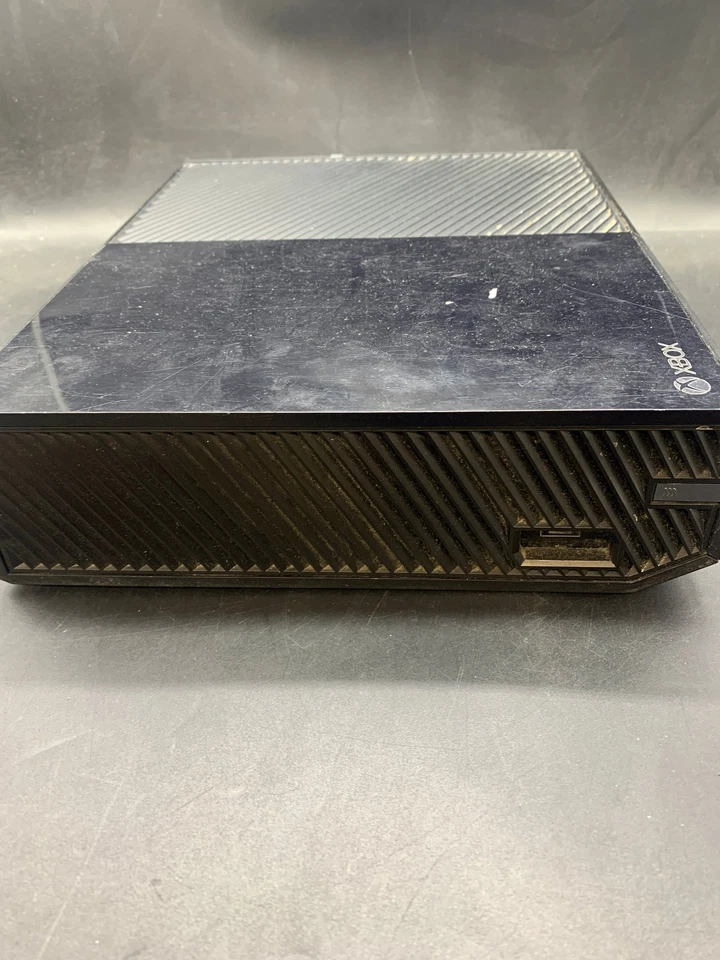 MICROSOFT Xbox One Console Model 1540 HDMI Connectivity - Image 4 of 4