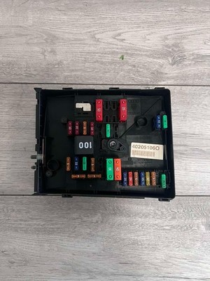 SKODA YETI 2012 FUSE BOX 1K0937125D, 0-1718307-3