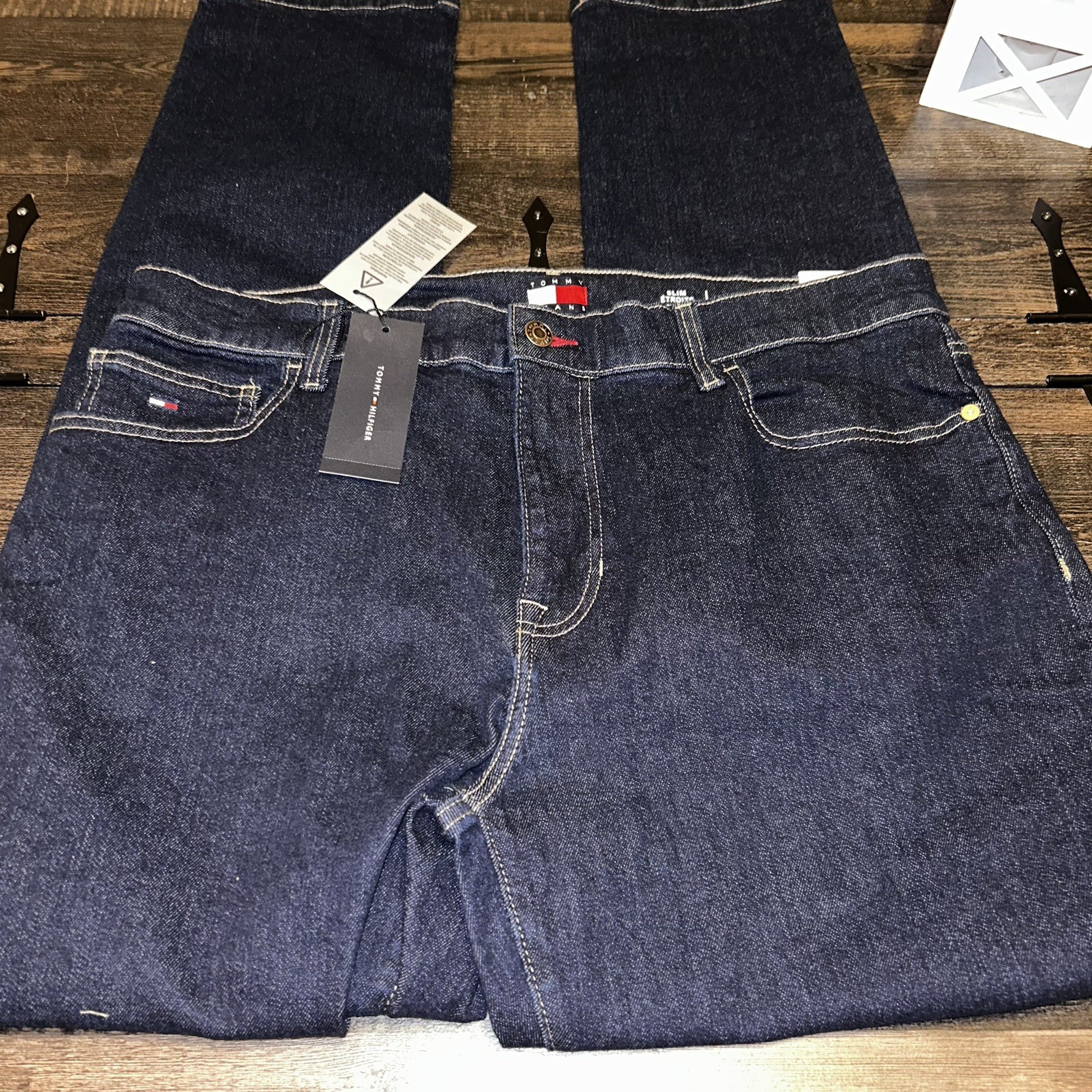 NWT Tommy Hilfiger Mens Jeans 36/32 Slim Blue Denim Cotton Wash Classic