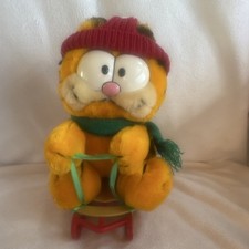Dakin Garfield Plush Stuffed Animal w/ Red Sled Hat Scarf Small 1978