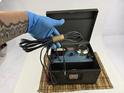 Vintage SUN Combustion Tester Model H 55 6 Volt - With Case & Instructions -RARE - Picture 10 of 20