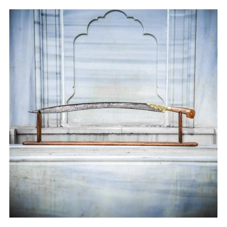 Espada Yataghan 30" - Produção feita à mão de aço de Damasco e chifre de carneiro - Imagem 4 de 4