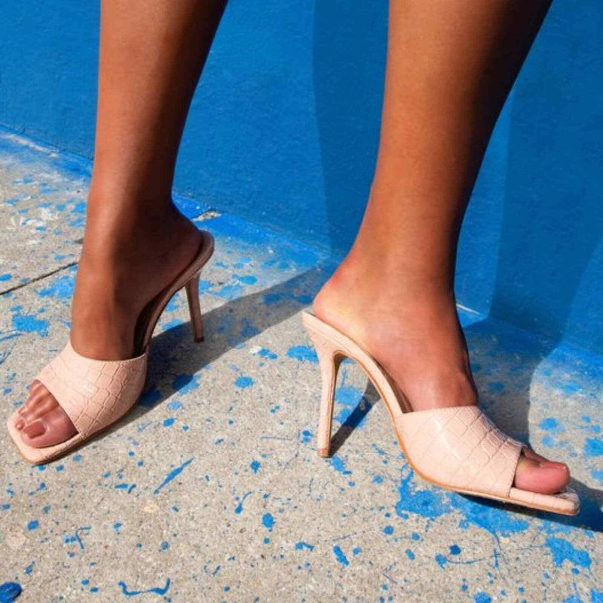 Steve Madden Avoid Pink Croco Square Toe Sandal Heels Size 9