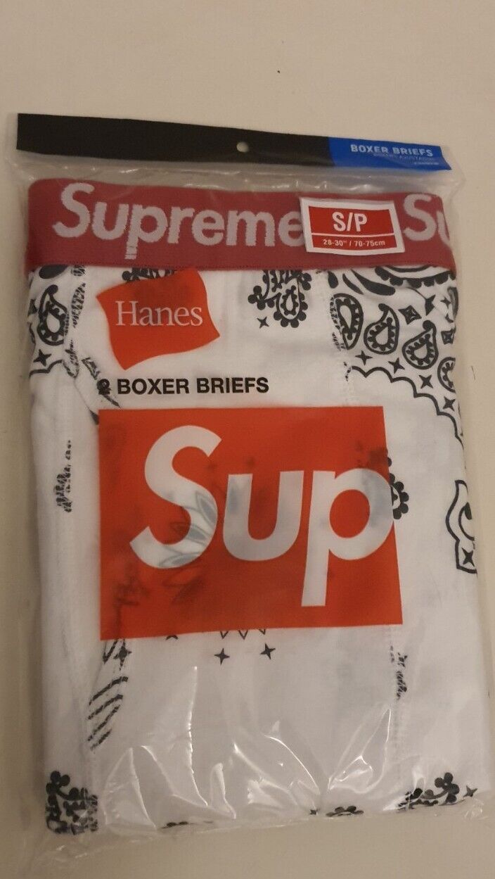 Supreme x Hanes bandana-print Boxers - Red