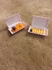 Zuru Mini Brands T.G.I. Friday’s Lot Of 2 Food Containers