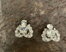 Vintage Albert Weiss Crystal Inverted Heart Clip-on Earrings