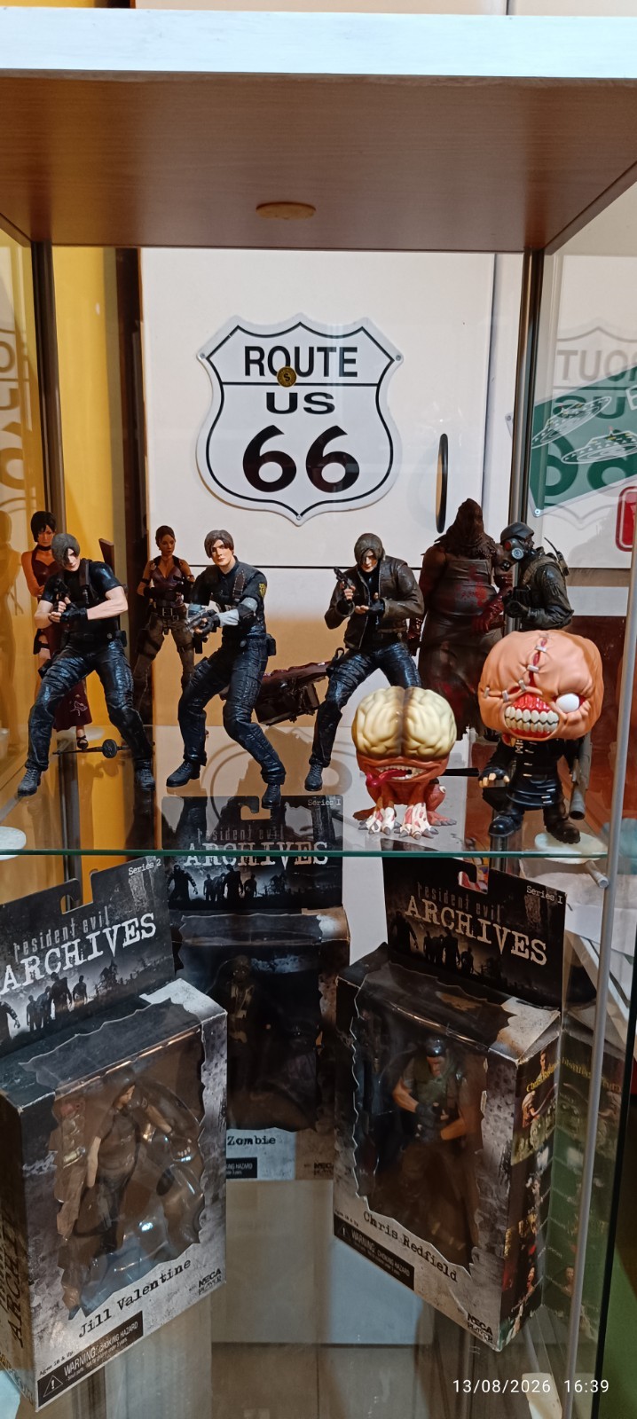Lotto Resident Evil Figures Neca e Funko Pop