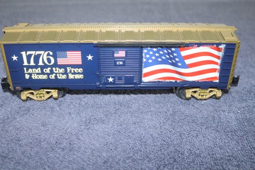 Lionel 2228410 Bandera Americana Iluminado LED Caja Coche O 027 Nuevo 2022 Sin usar, en caja Precintado | Condition: Used