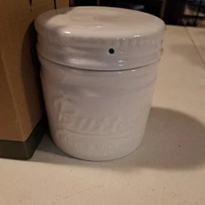 NEW - Dowan Butter Dish Butter Keeper Crock for Spreadable Soft Butter Porcelain