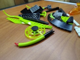 LEGO Mars Mission 7693 Alien Strike & 7692 Loose Parts Lot &ndash; Incomplete Sets