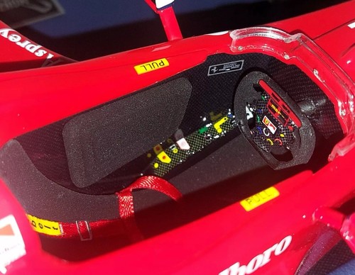 1:12 GP Replicas Ferrari F300 Michael Schumacher Monza GP 1998 Limited Modell - Bild 10 von 14