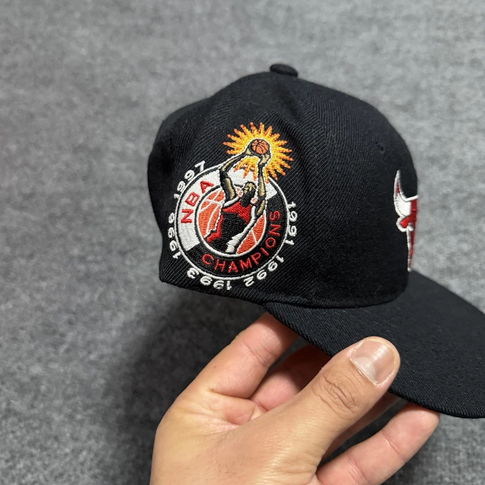 Vintage Chicago Bulls SnapBack American Needle 6 Ring Championship Hat Cap NBA - Image 3 of 4