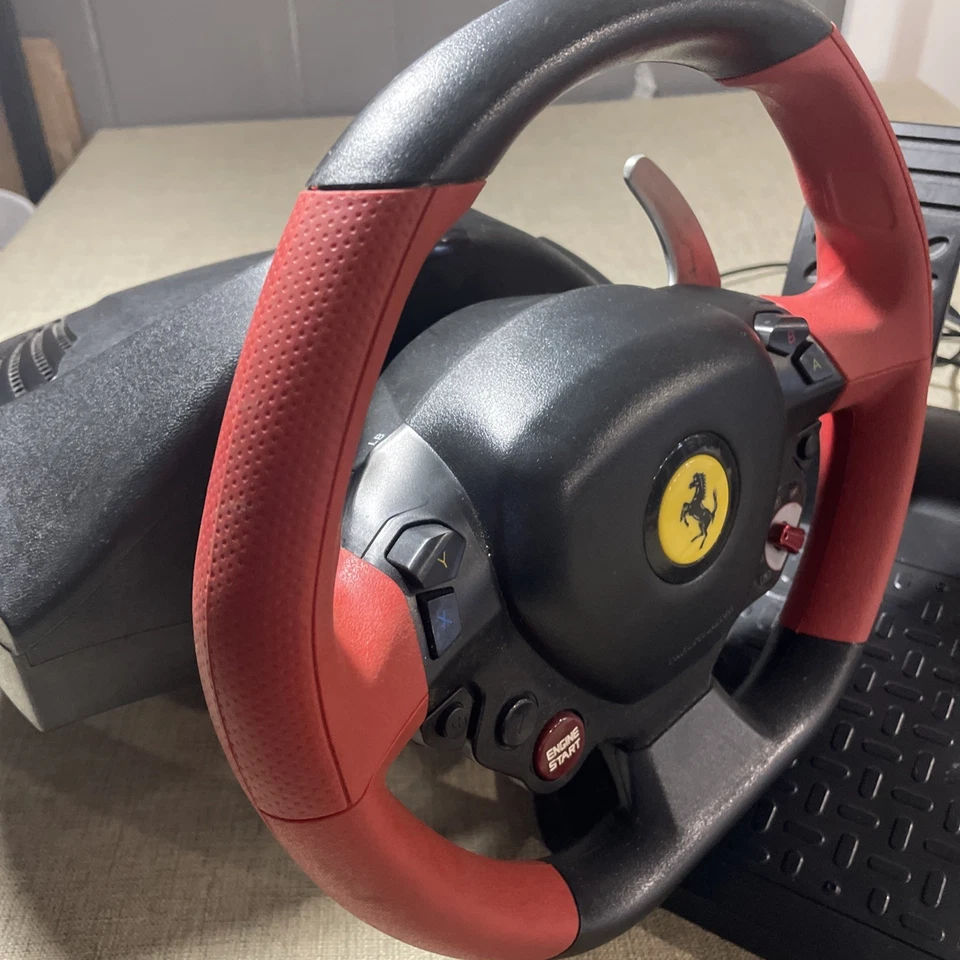 Thrustmaster Ferrari 458 Spider (4460105) Wheel And Pedals Set XBox PC XBOX ONE - Image 2 of 4