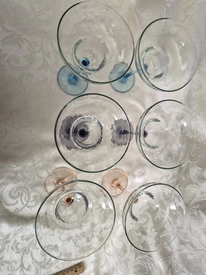 Juego de 6 vasos de margarita de 12 oz con tallos pastel martillados con guijarros martillados Luminarc Foto 4 de 4