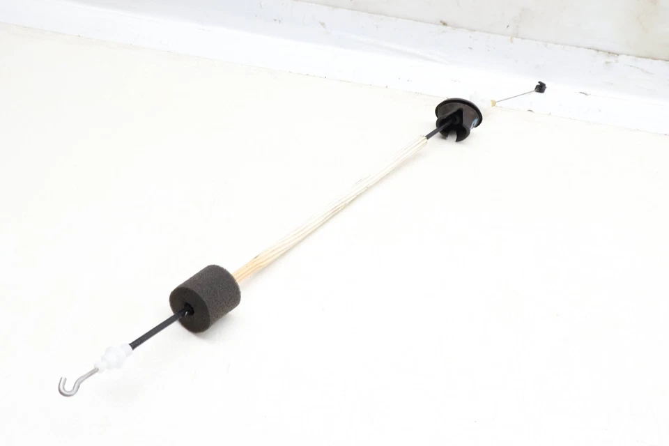 AUDI A6 QUATTRO 2005-2011 - Liberación de manija de puerta delantera / Cable Bowden Foto 4 de 4