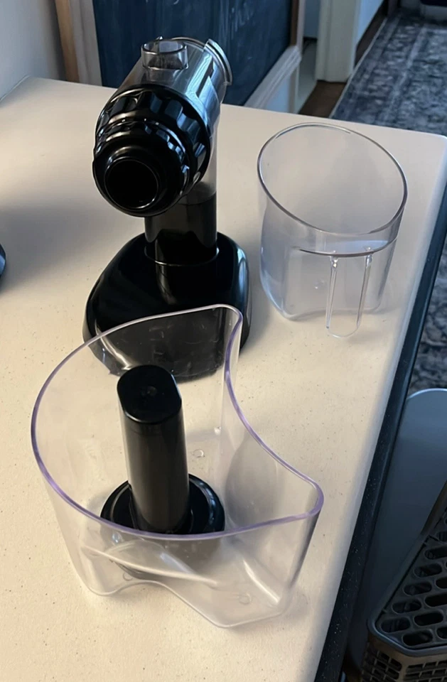 Extractor de jugo Omega Nutrition System - plateado (NC800HDS) Foto 2 de 3