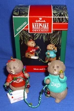 Hallmark Stringer Ornament Mom and Dad 1992 Beavers Decorating Christmas Tree