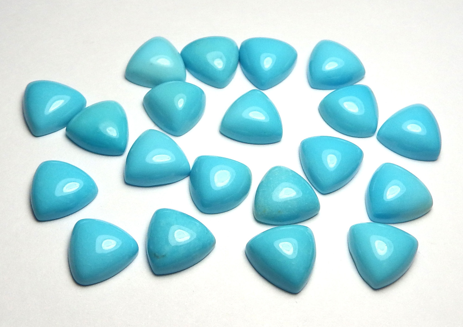 1 pc SLEEPING BEAUTY TURQUOISE Blue 10mm Triangle Cabochon AAA NATURAL /c13