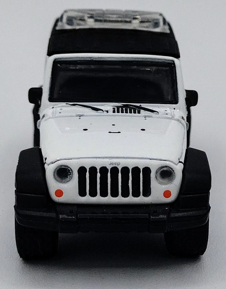 LOOSE Greenlight 1:64 Hot Pursuit S23 Burlington Police 2009 Jeep Wrangler - Image 2 of 4