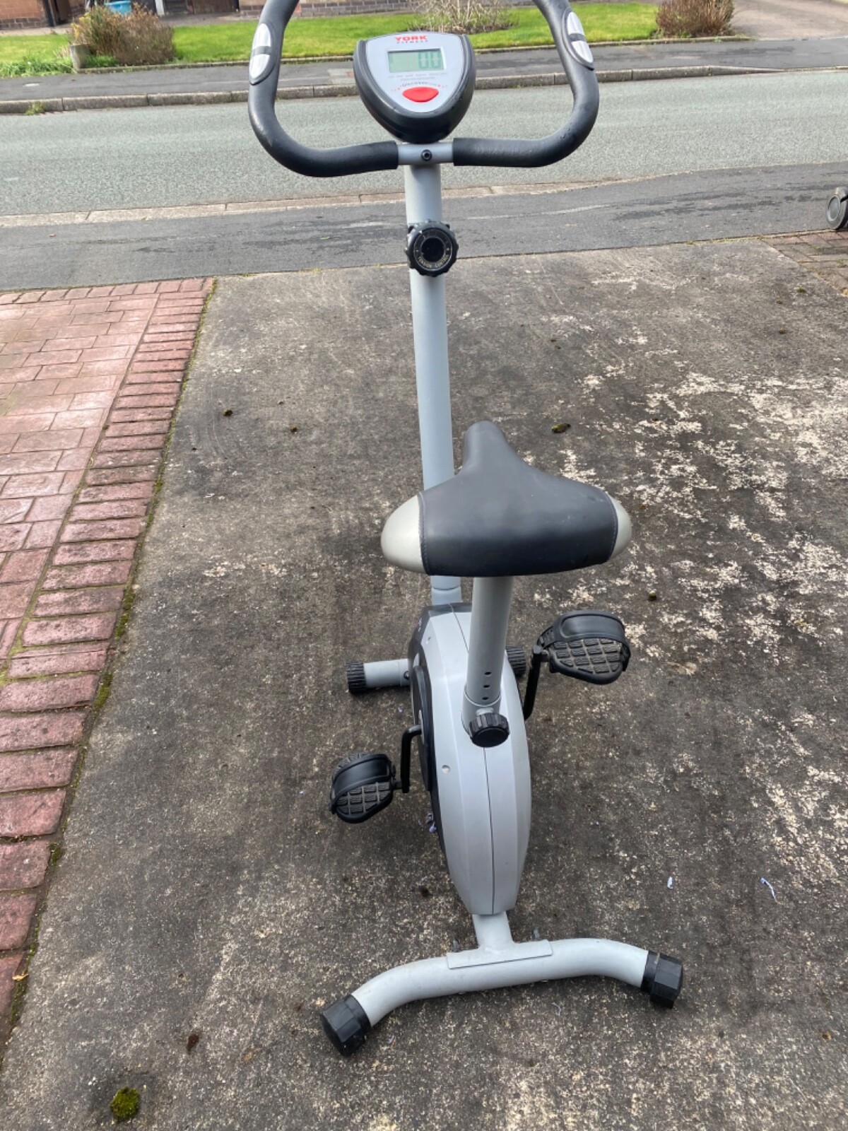 york fitness discover cycle