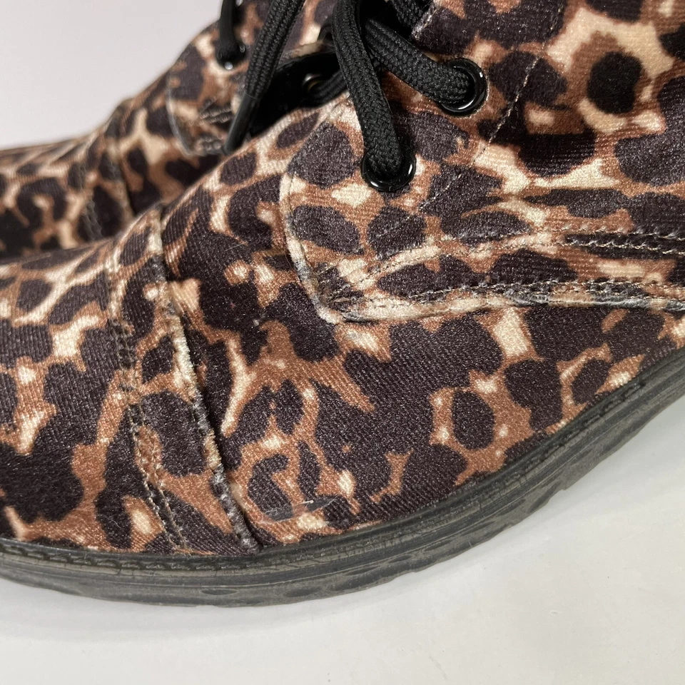 Bota de Combate Subterránea Muy Volátil Para Mujer US 8 Estampado Leopardo Terciopelo Flocado Foto 2 de 4
