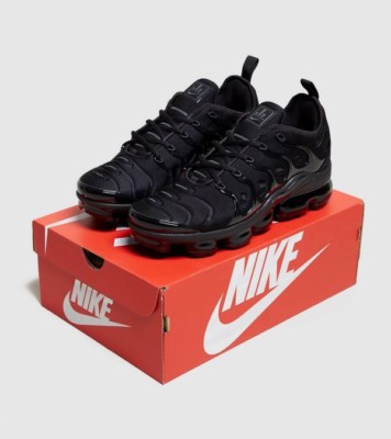 air max vapormax plus junior