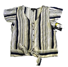 By & by Short Sleeve Striped Modern Fit Button Front Shirt Juniors Medium