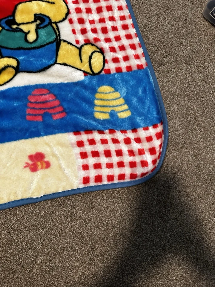 Vintage Disney Crown Crafts Winnie the Pooh Piglet Honey Pot Baby Blanket 30x45 - Image 4 of 4