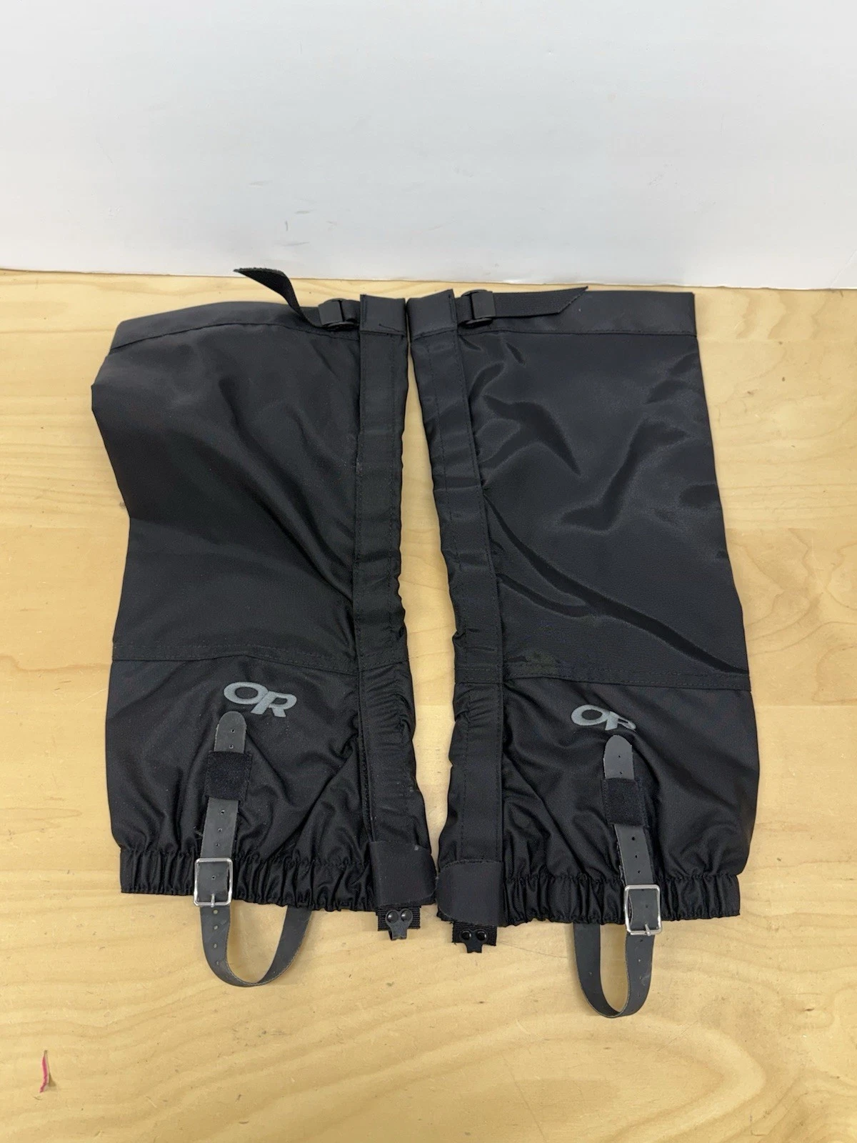 Outdoor Research Men's Rocky Mountain High Gaiters Medium M Black
Opens in a new window or tab