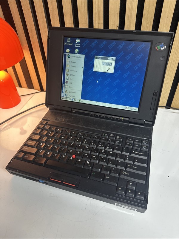 Restored IBM Thinkpad 755CE W98 on SSD Recapped w/ Native VGA DOS 100Mhz 486 DX4