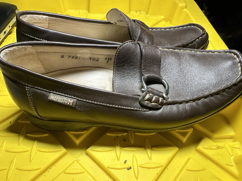Mephisto Natala Loafers Flats Women’s Sz 4.5 Brown Patent Leather Horsebit Shoes - Image 3 of 4