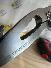 True Utility Smart Knife Frame Lock Plain Edge Blade 4” Closed 2.25” Blade