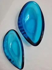 SET OF 2 L.E. Smith Glass Ashtrays LG/SM Colonial Blue "ORBIT" MCM 1964 R10