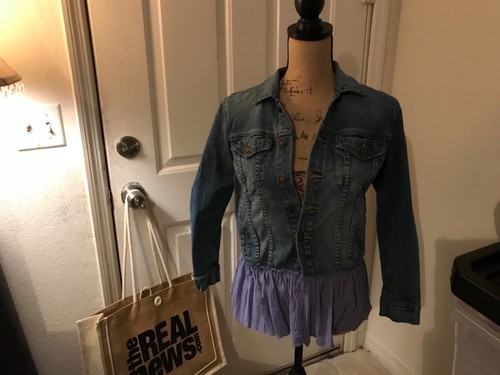 Chaqueta de mezclilla reciclada talla XS marca de la suerte con grúa de origami cosida a mano sashiko - Imagen 8 de 9