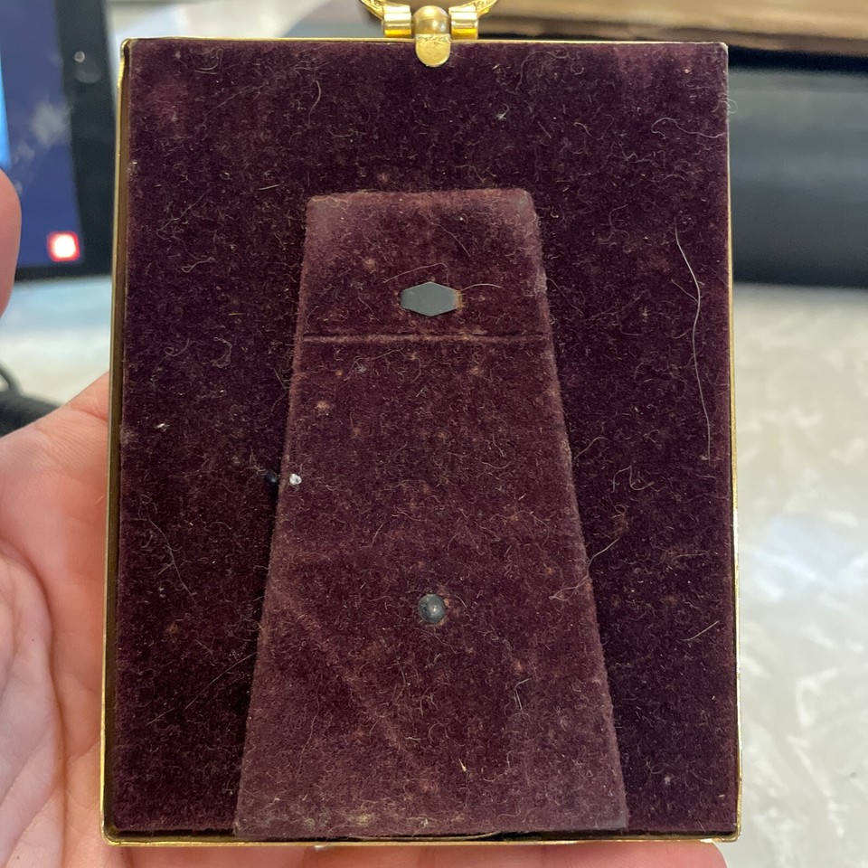 Vintage Goldtone Small Picture Frame w/Hanger Pretty eBay