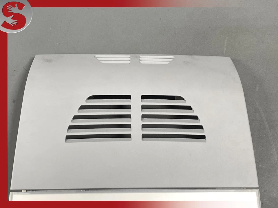 BMW 128i 2008 cupé (E82) - luz domo superior trasera 9201635 Foto 2 de 4