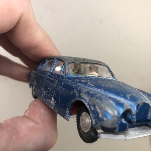 RARE TRI-ANG SPOT ON # 276 JAGUAR S TYPE SALOON DIECAST TOY CAR BLUE 1964 Parts - Picture 11 of 11