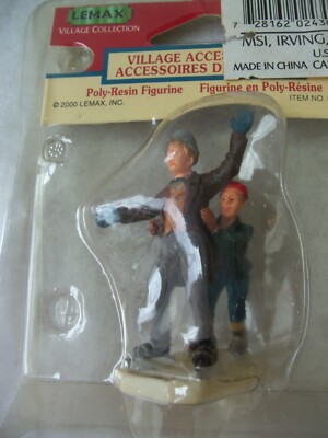 Lemax Dad & Kid Ice Skating Christmas Village!  PAPA'S LESSON!  NIP!  2000