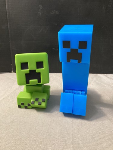 Minecraft Blue Charged Creeper 8 1 4 Green Mega Bobble Mob Head 5 1 2 Ebay