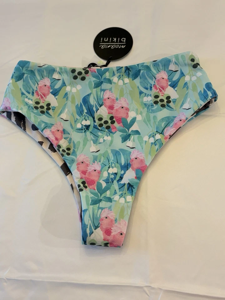 Moana Bikini Thong Bikini Bottom, Reversible Size Medium NWT - Image 4 of 4