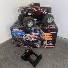 Radio Shack RC Ford F-150 Monster Truck Cargador Baterías Radio Control De Colección