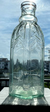 SCARCE CATHEDRAL PICKLE FANCY 6 PANELED GOTHIC WINDOWS & SCALLOPS, APPLIED LIP